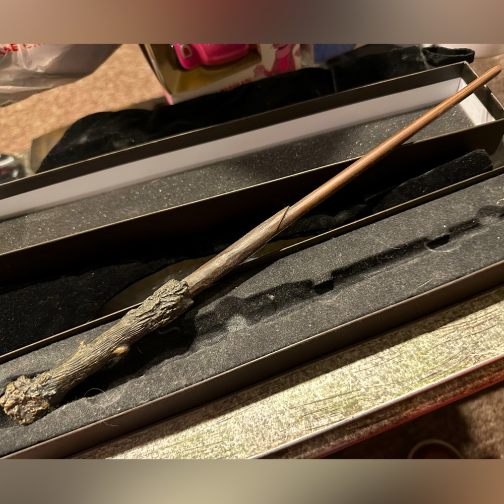 Harry Potter™️ Universal Studios™️ Official Replica Wand